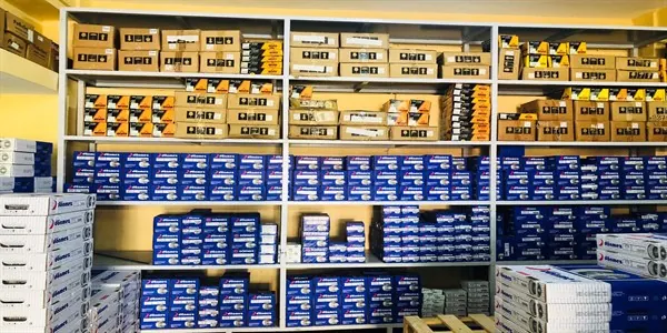 Ayşin Otomotiv Diyarbakır merkez deposu